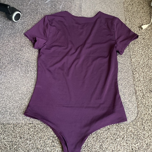 Dynamite size small v bodysuit - Picture 3 of 3